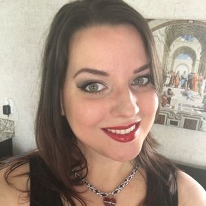 Meet your Posher, Lucie